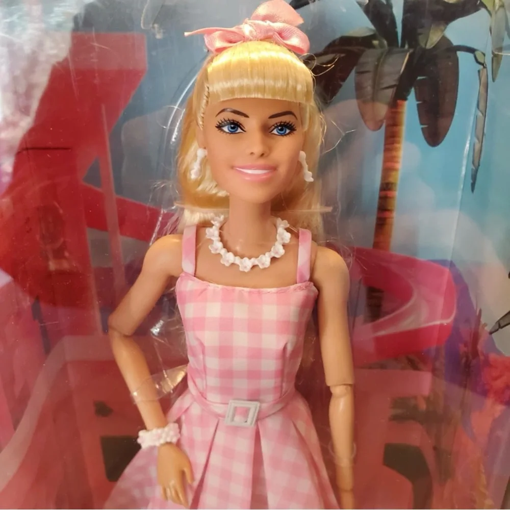 Barbie The Movie: Margot Robbie in Pink Gingham Dress - Collectible Doll New